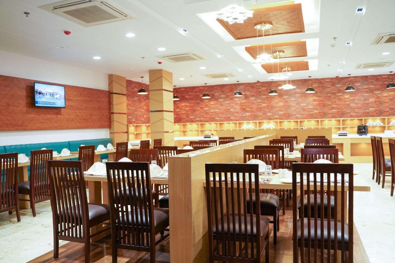 Comfort Inn Udaipur Bagian luar foto